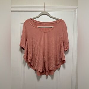 High-low lululemon shirt